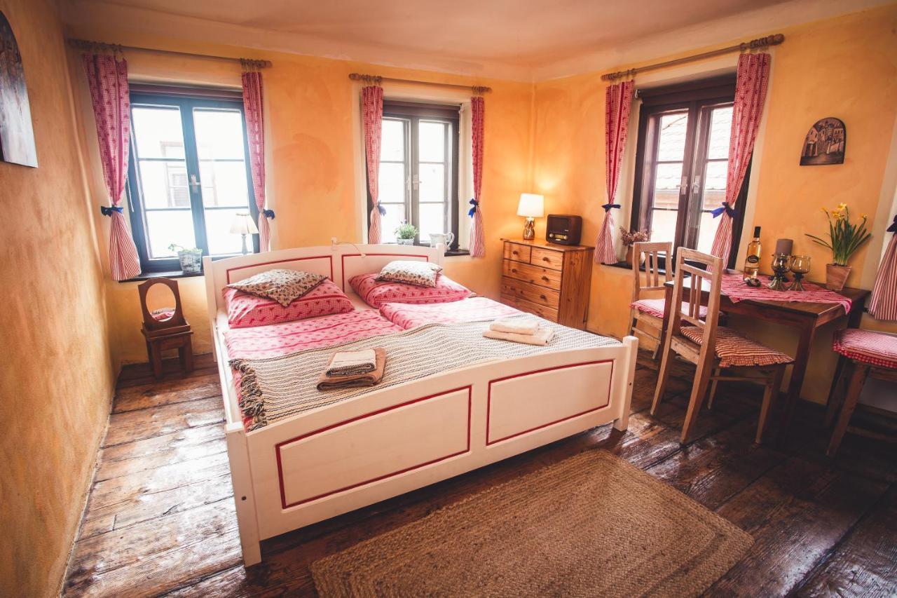 Český Krumlov Pension Cert A Kaca מראה חיצוני תמונה