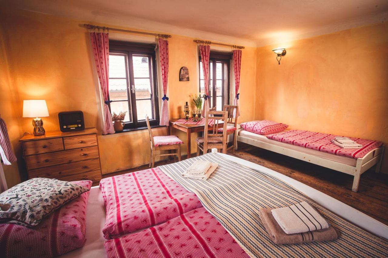 Český Krumlov Pension Cert A Kaca חדר תמונה